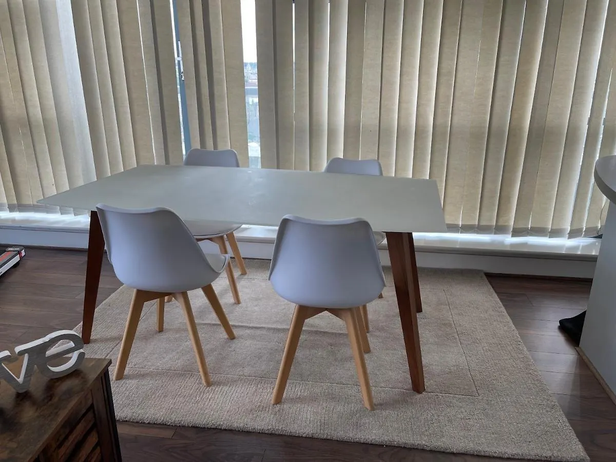 3 Bedroom Stunning Penthouse London